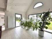 Maison à SAINT-ETIENNE-DE-MONTLUC