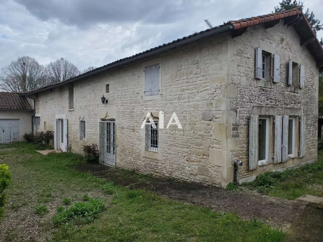 Maison de village à Chaunay - photo 21