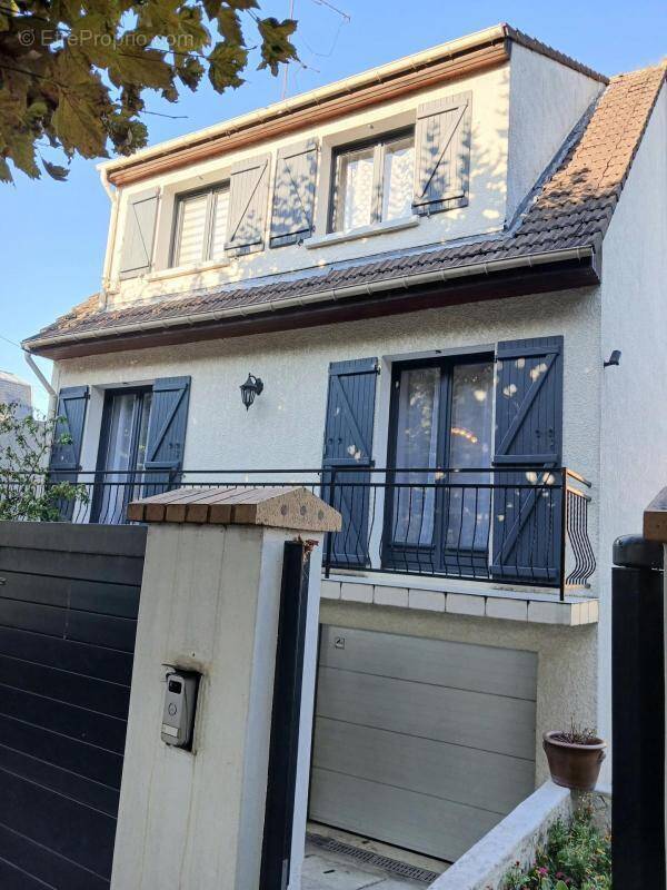 Maison à NEUILLY-PLAISANCE