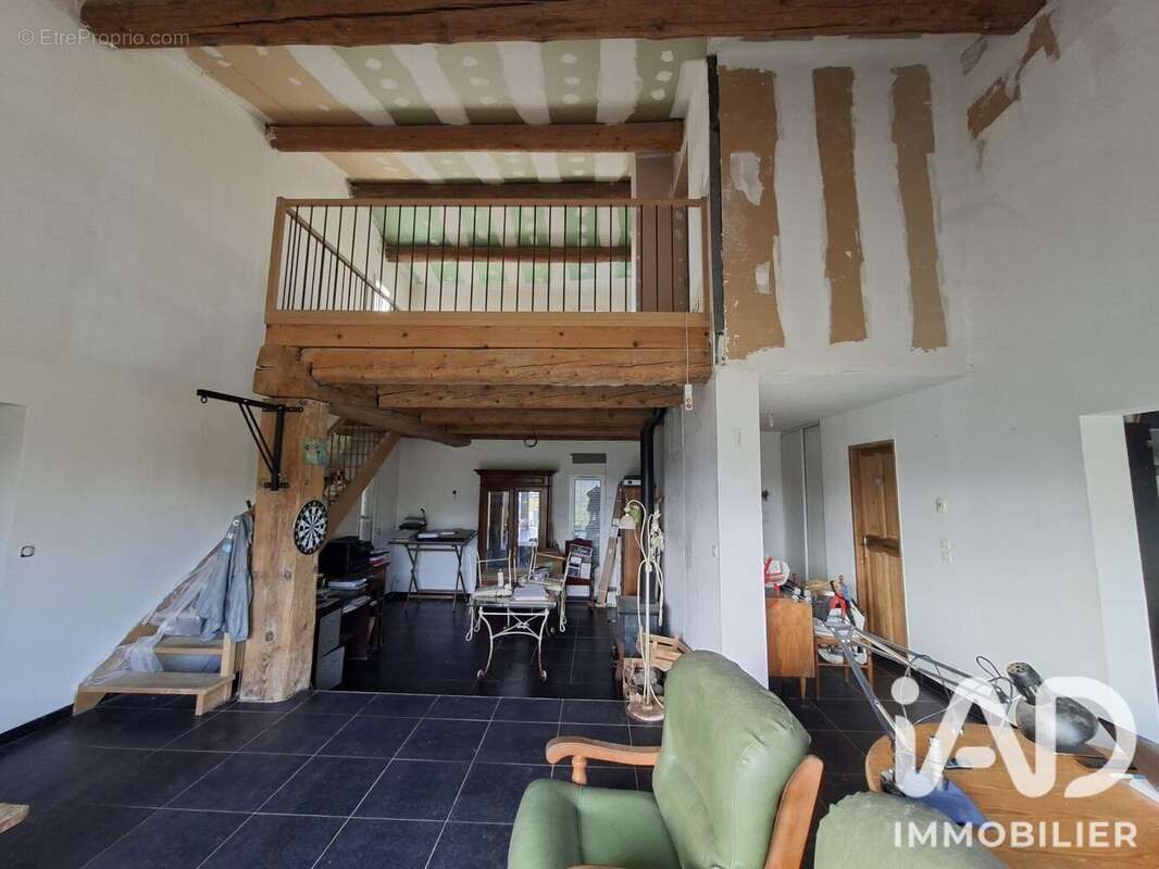 Maison 237 m² à Pernes-Les-Fontaines  - photo 5