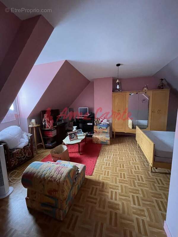 Maison à VILLEMARECHAL