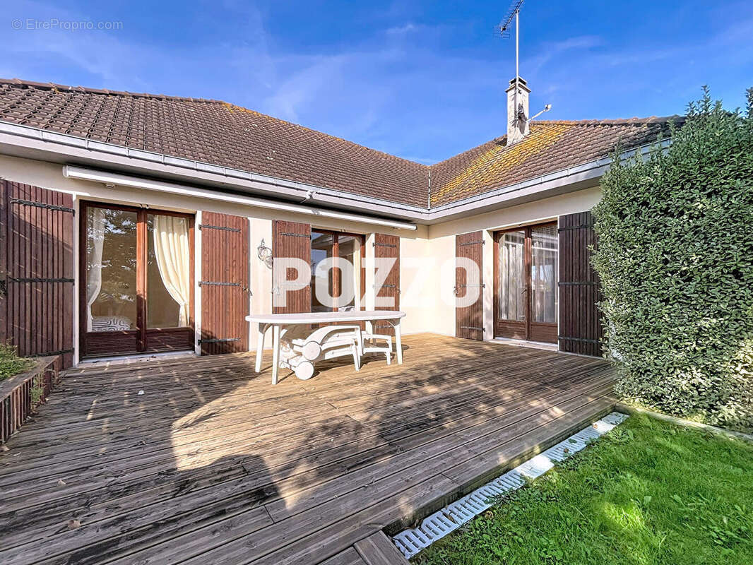 Maison à LINGREVILLE