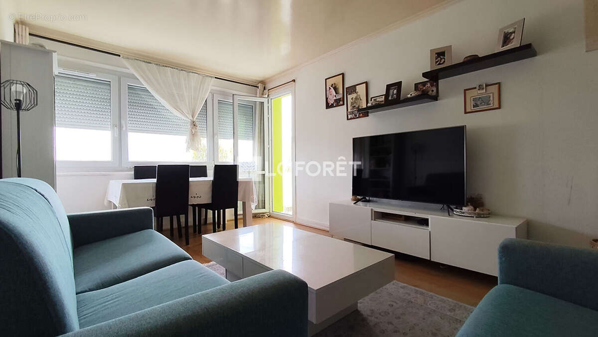 Appartement à RIS-ORANGIS