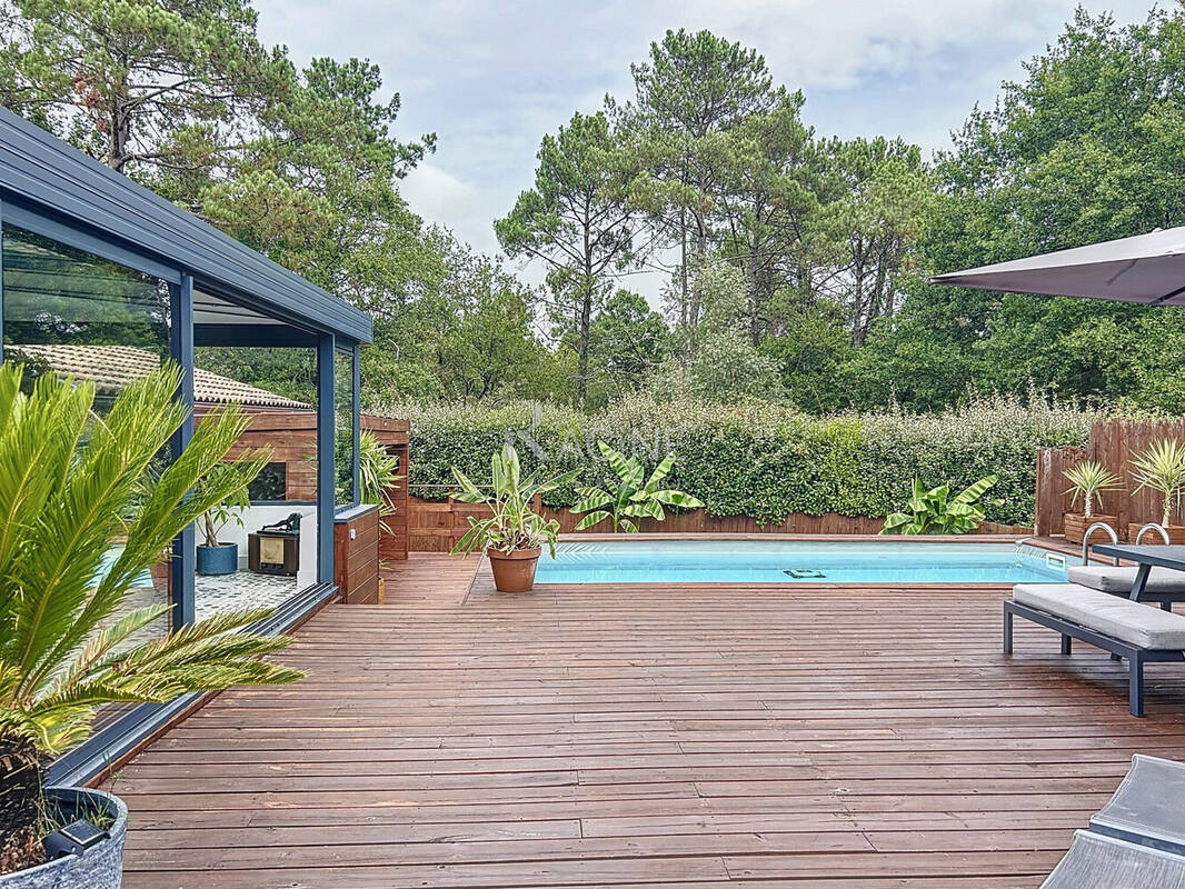 Maison à BASSUSSARRY