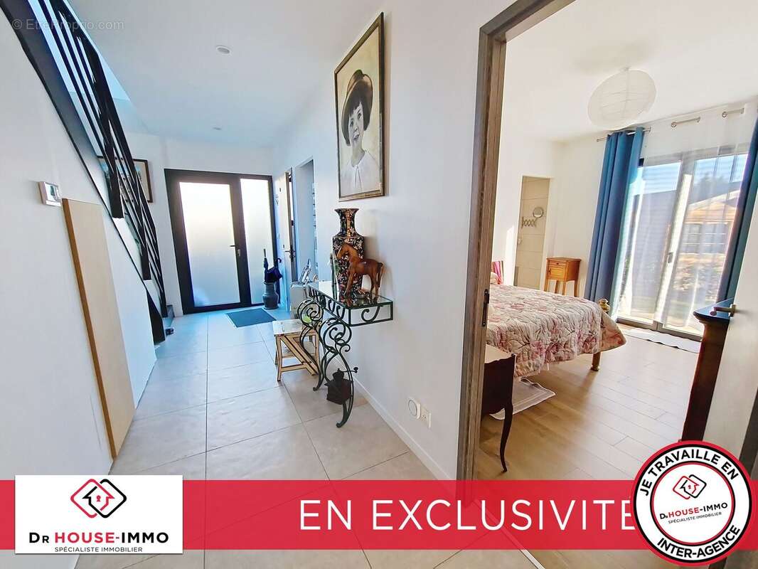 Maison 238 m² à Beynost  - photo 54