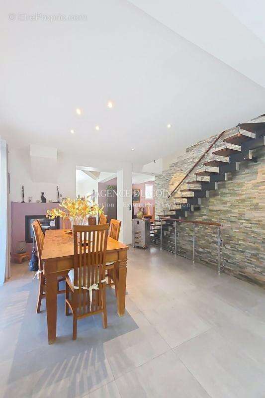 Maison à DRAGUIGNAN