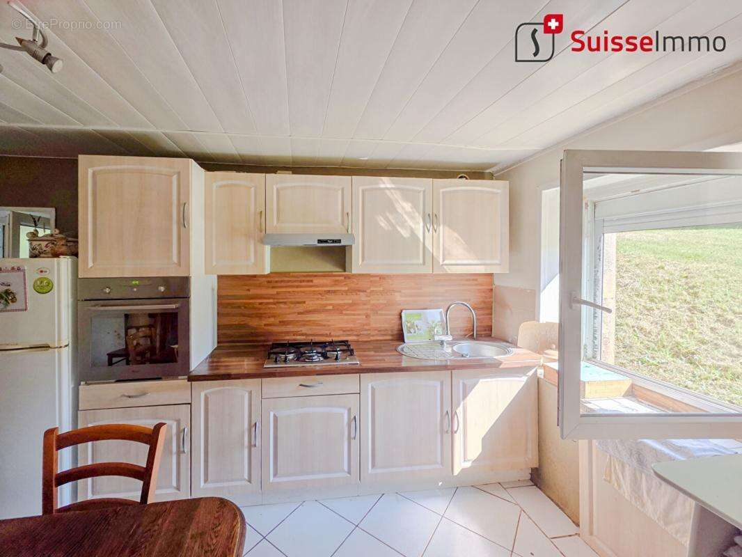 Maison  3 pièce(s) 92 m2 - photo 6