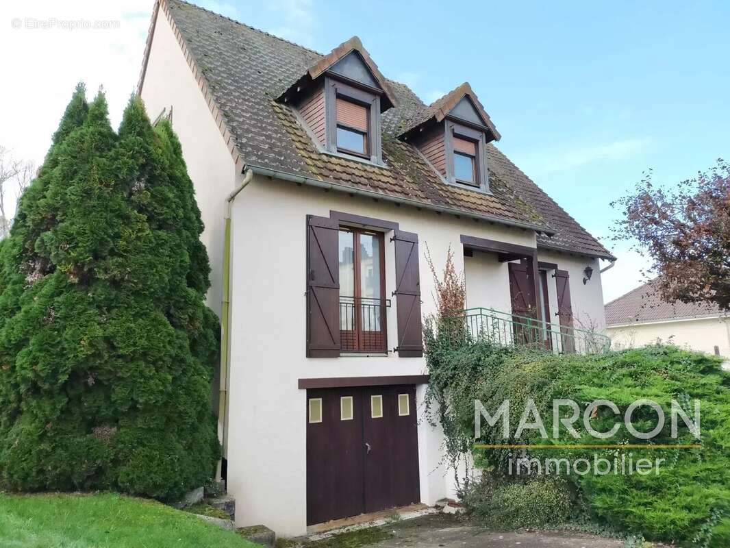 Maison à LA SOUTERRAINE