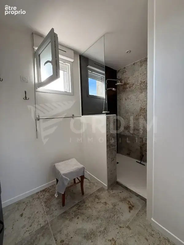Ensemble immobilier avec maison  et dépendances sur près d'un hectare - photo 13