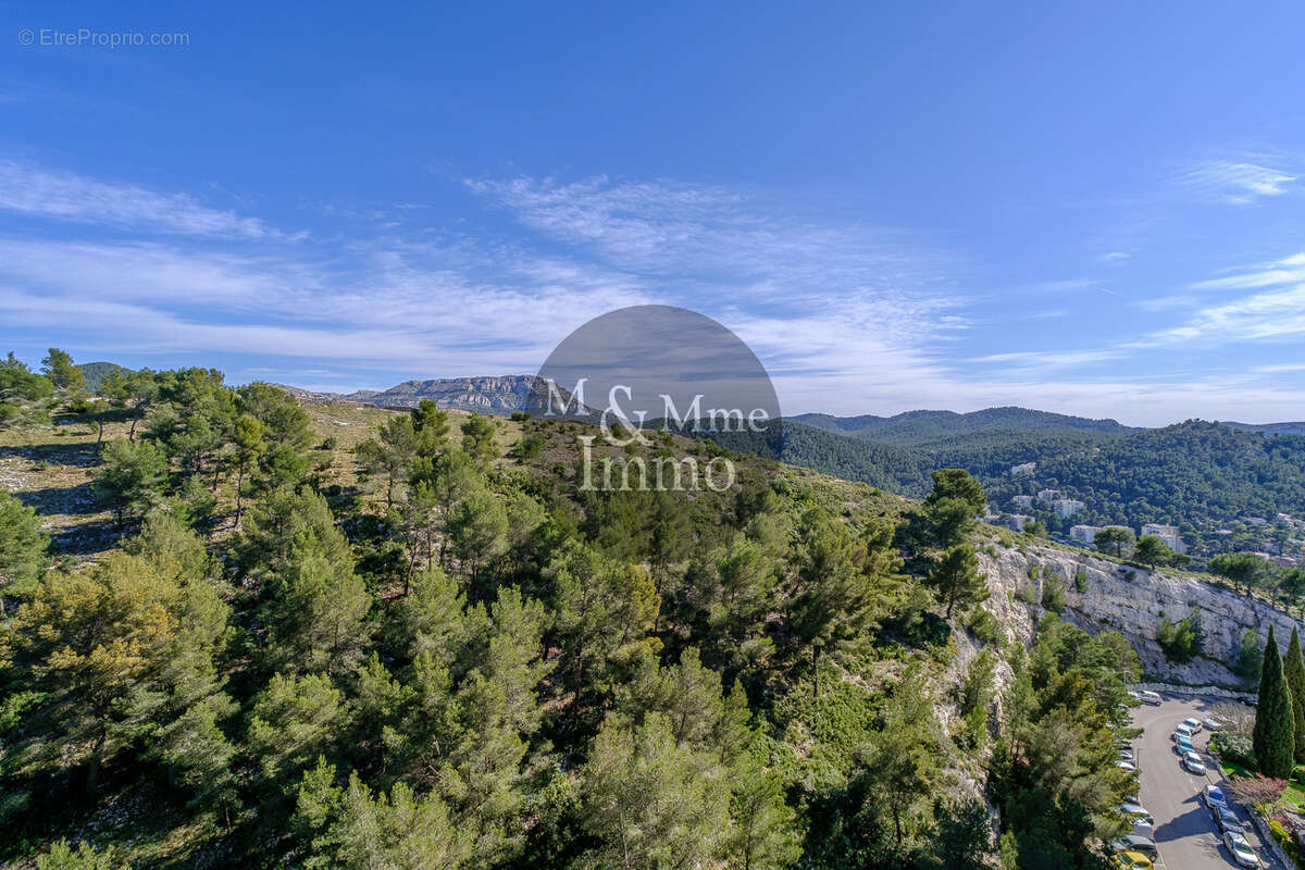 Appartement à MARSEILLE-9E