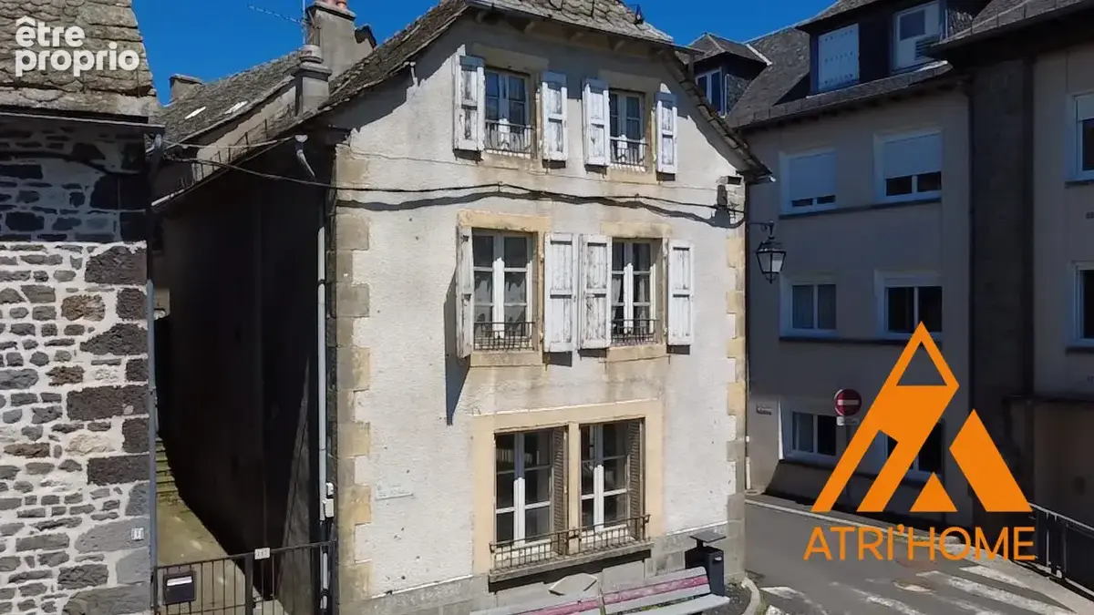 Appartement à MUR-DE-BARREZ