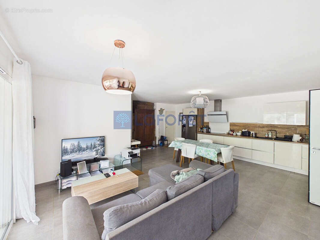 Appartement à ALATA