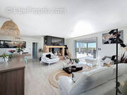 Maison à SAINT-PIERRE-DE-LAGES