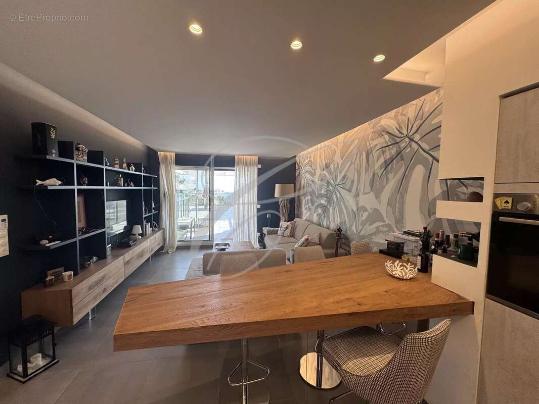 Appartement à BEAUSOLEIL