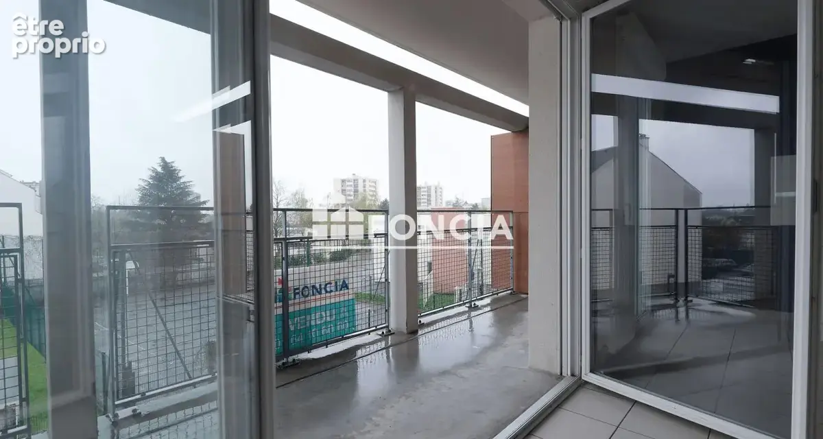 Grand appartement 4 pièces avec balcon et parking - photo 3