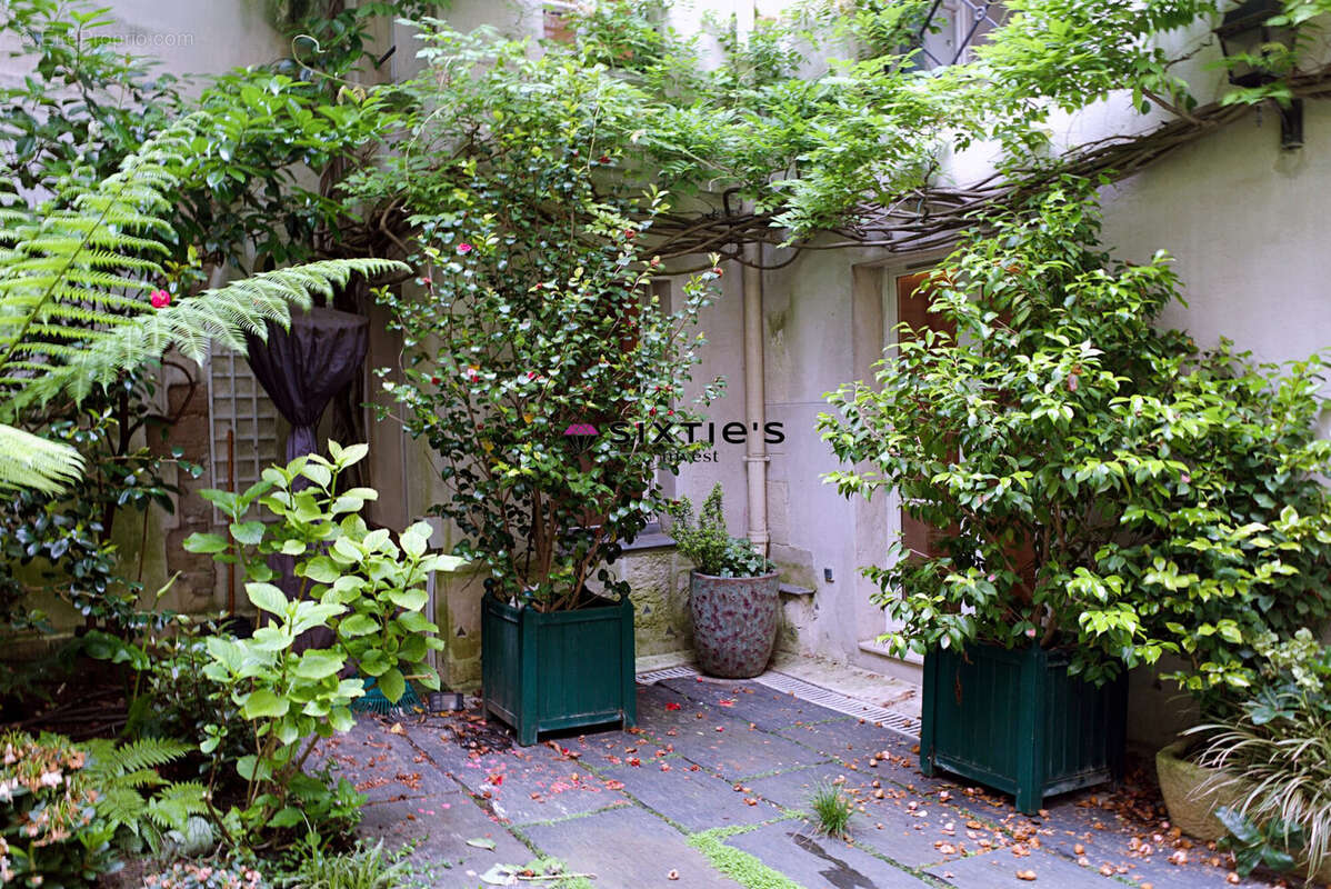 Appartement 288 m² à Paris-4e  - photo 9