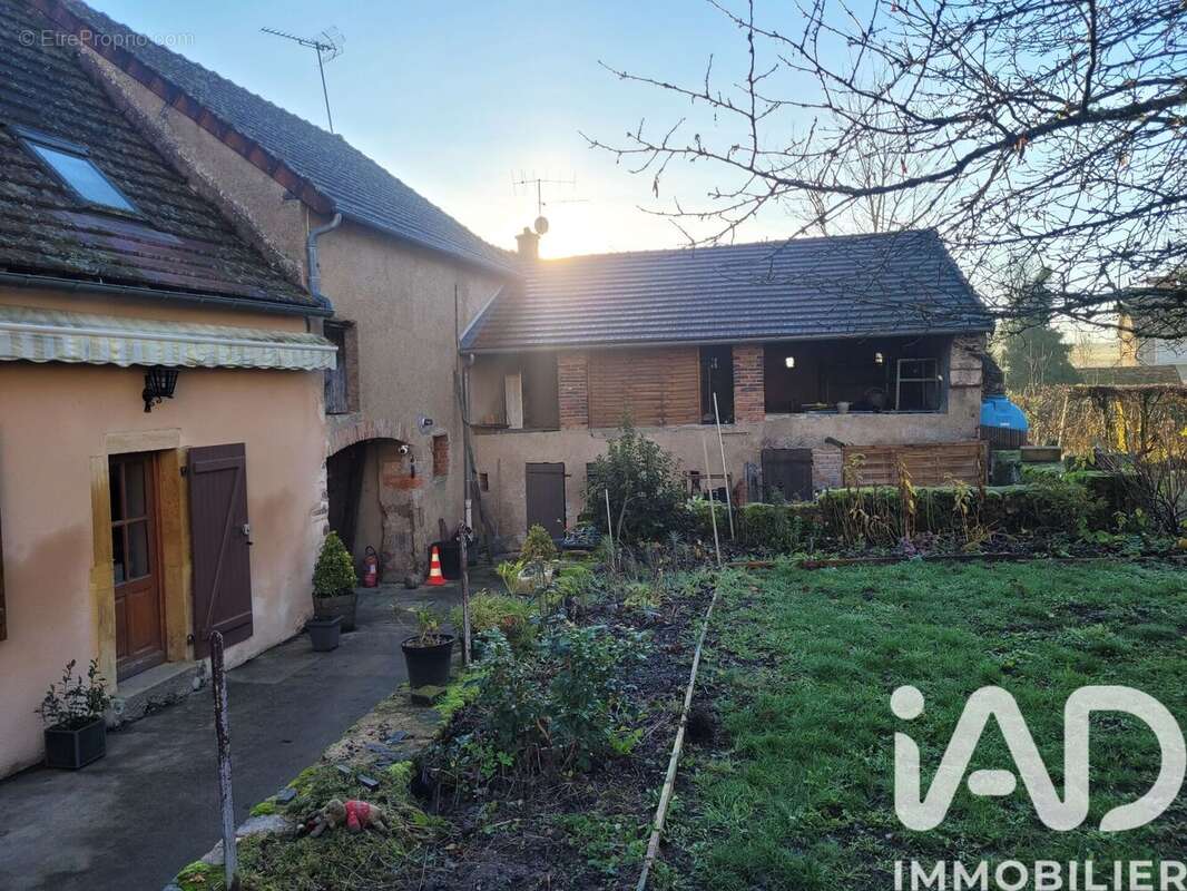 Photo 3 - Maison à ISSY-L'EVEQUE