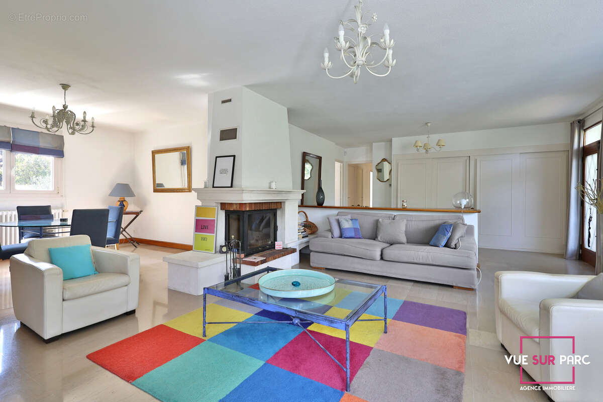 Maison à FRANCHEVILLE