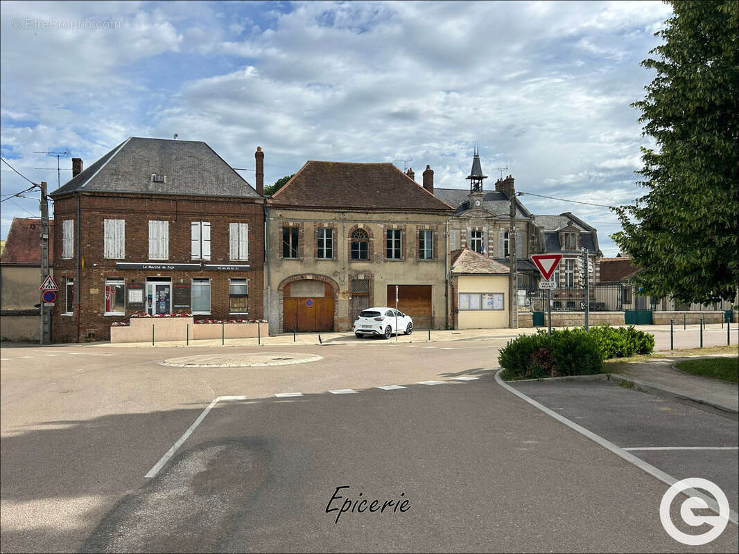 Maison à LES SIEGES