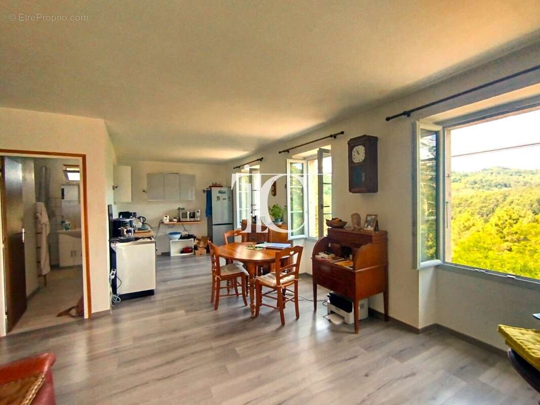Maison à SAINT-ANDRE-LACHAMP