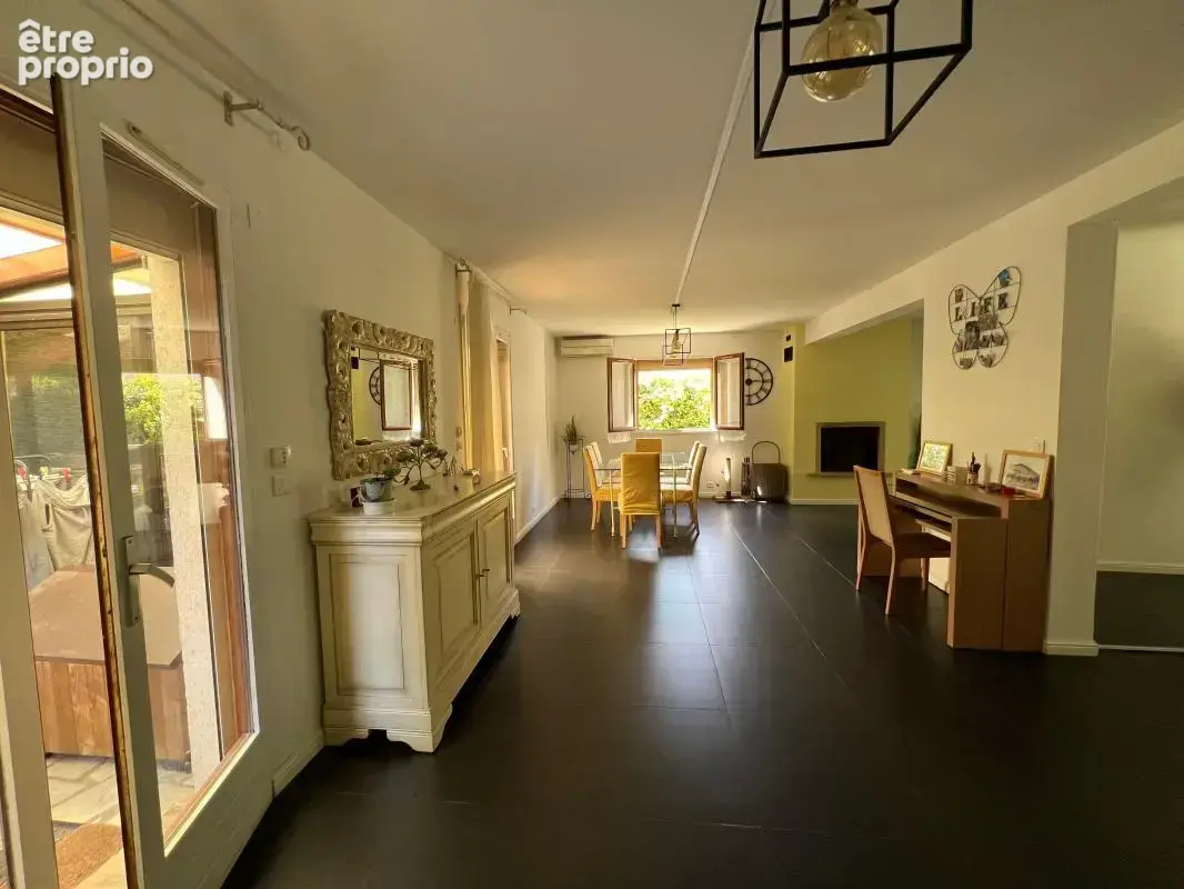 Maison À Vendre 4 chambres avec magnifique jardin au cœur de Guermantes!! - photo 11