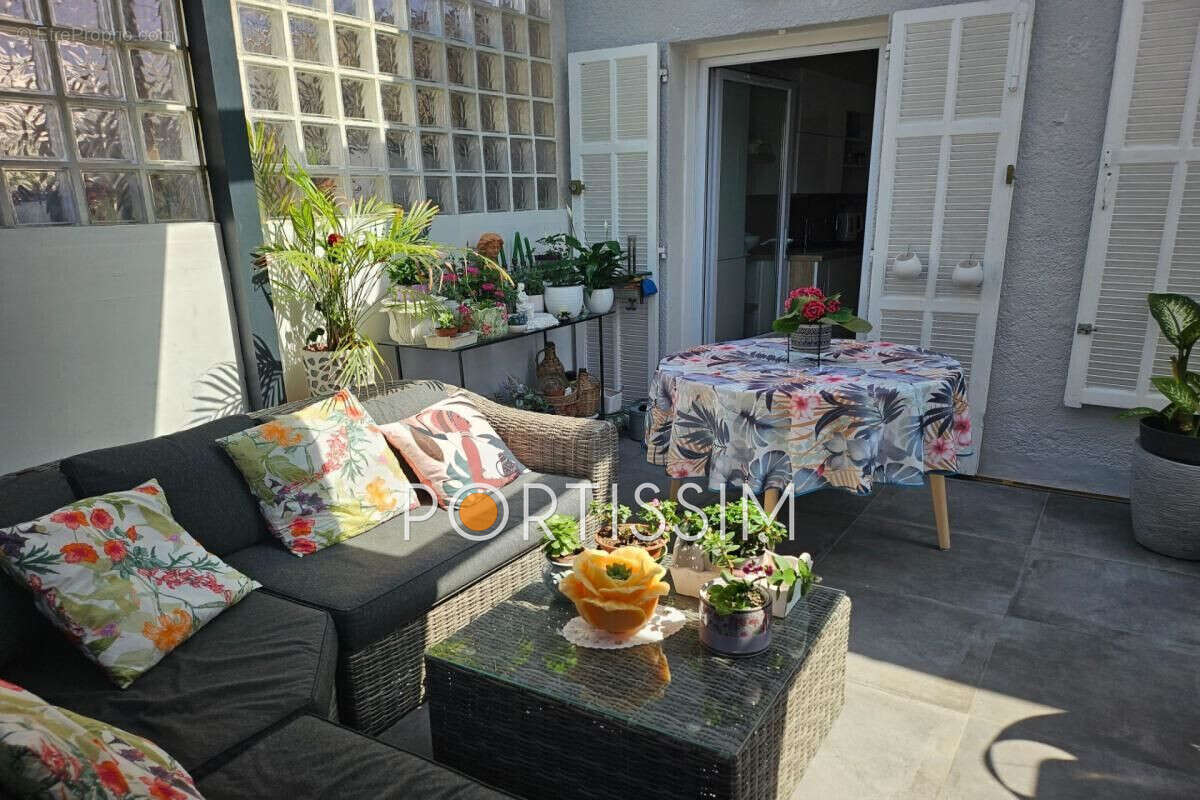 Appartement à CAGNES-SUR-MER