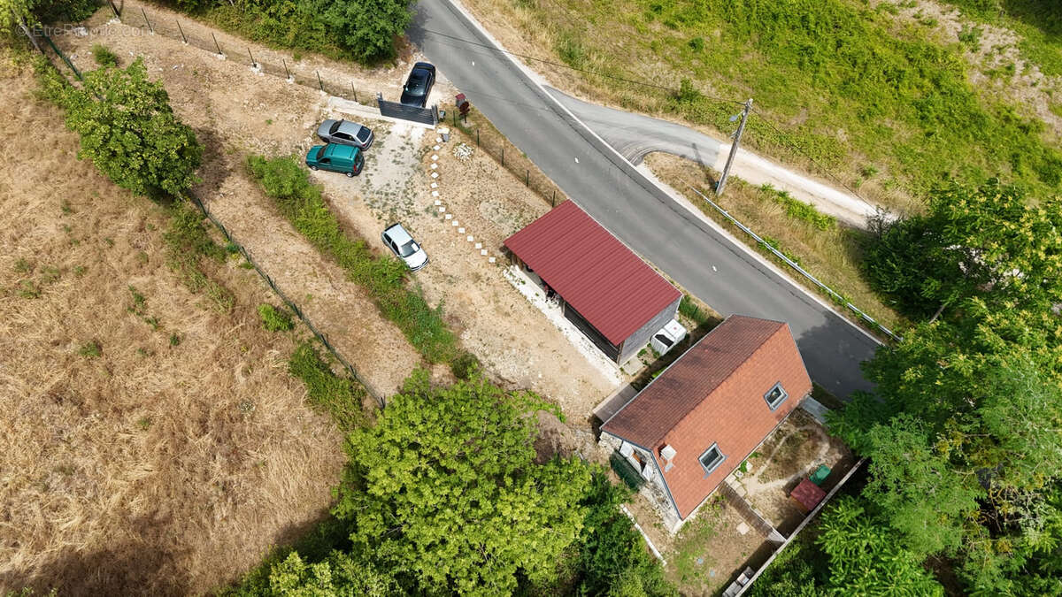 Maison en pierre avec hangar - photo 22