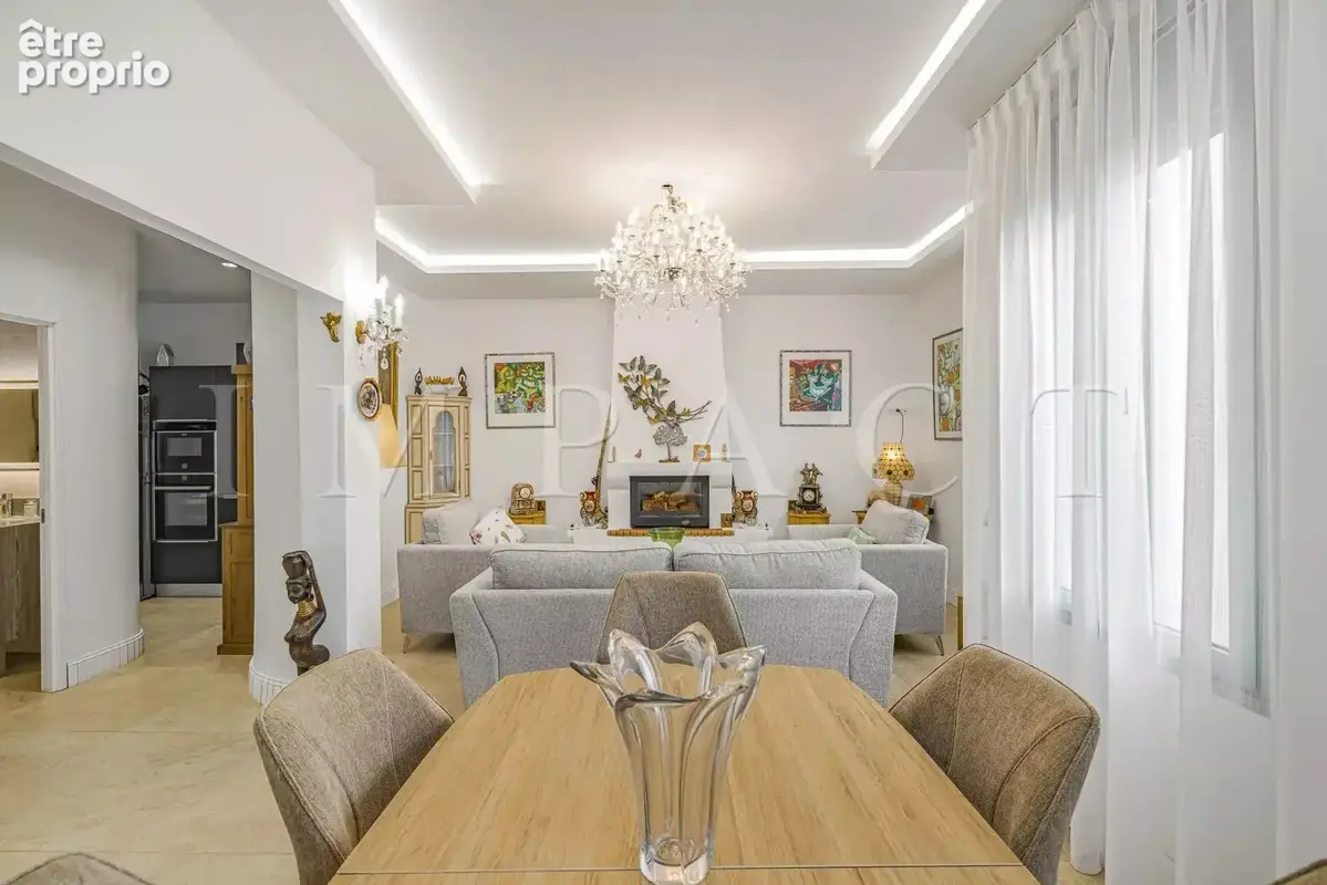 Cannes Broussailles,  Maison entièrement rénovée avec 4 chambres - photo 4
