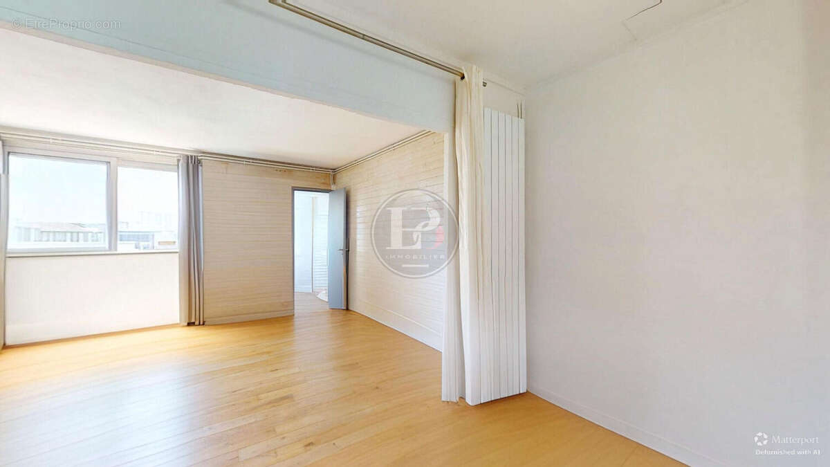 Appartement 2 pièces - Dernier étage - Hyper Centre - photo 4
