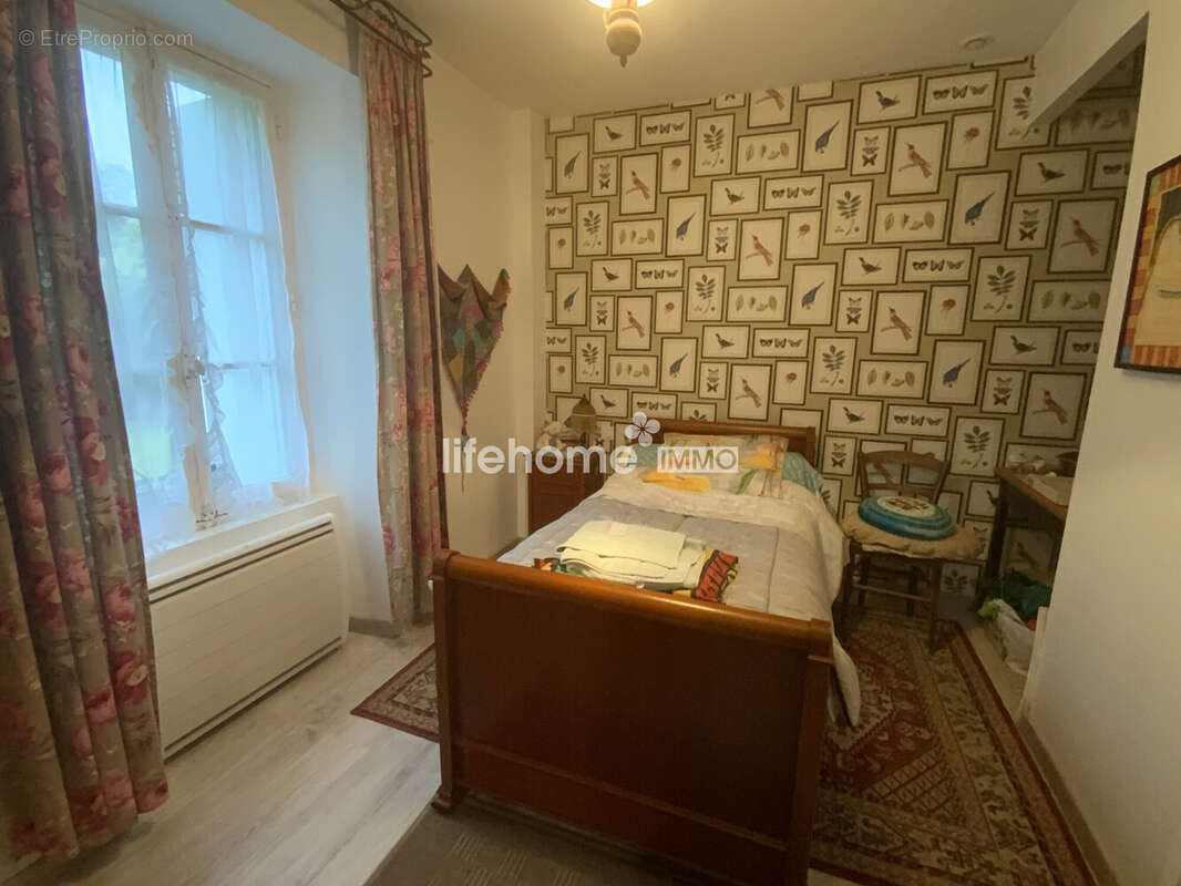 Maison à VICQ-SUR-NAHON