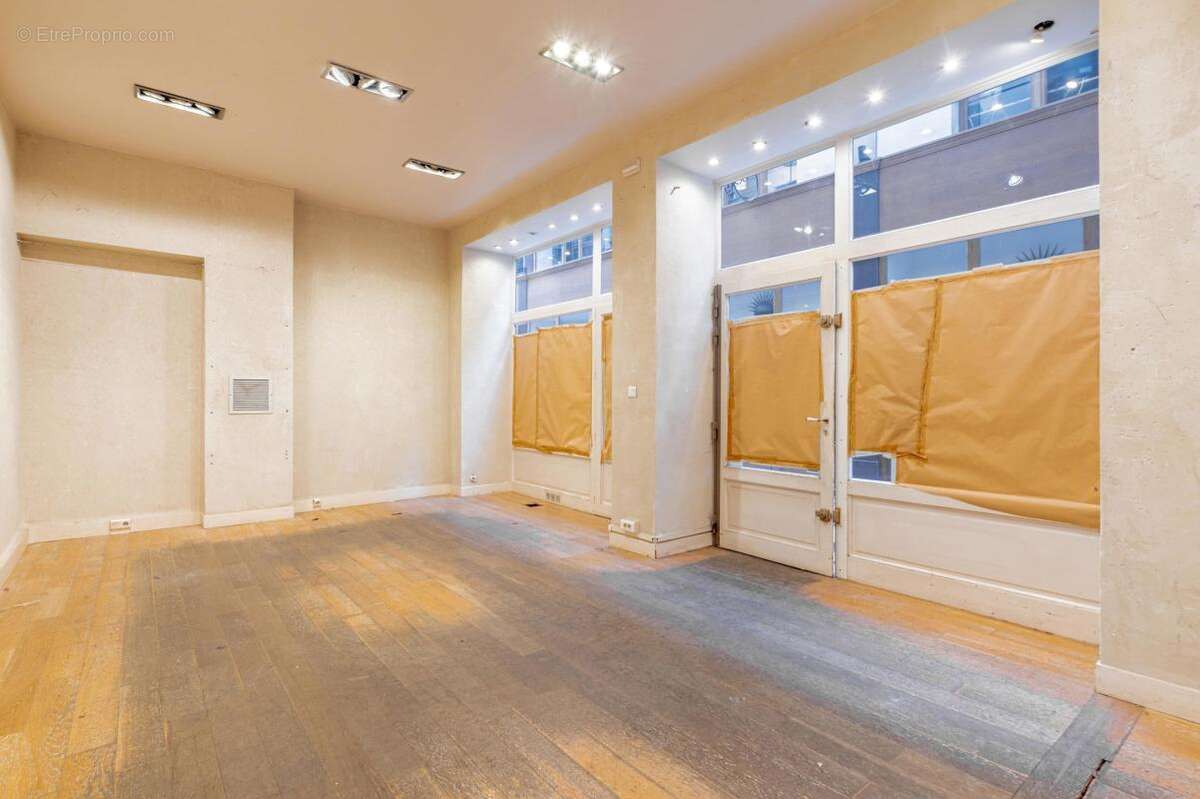 Paris 2 – exclusivite ! montorgueil vente murs de boutique - photo 6