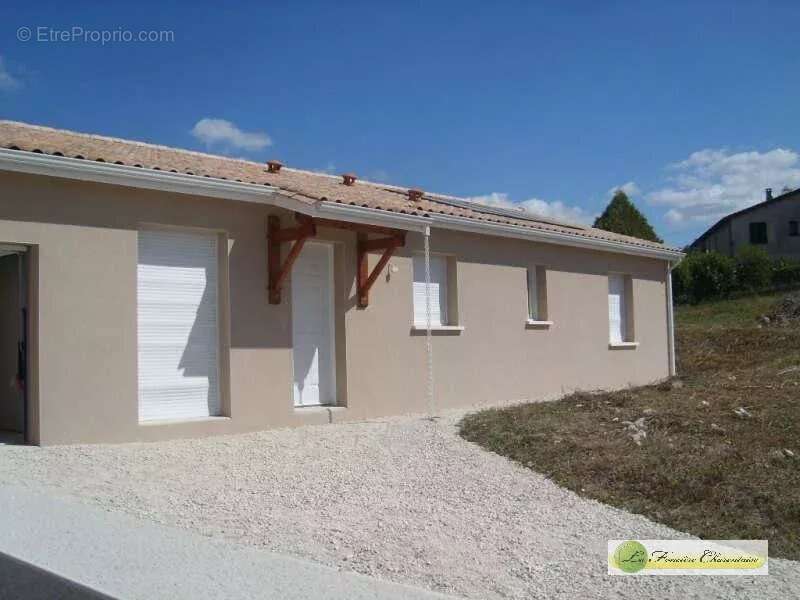 Maison à LA COURONNE
