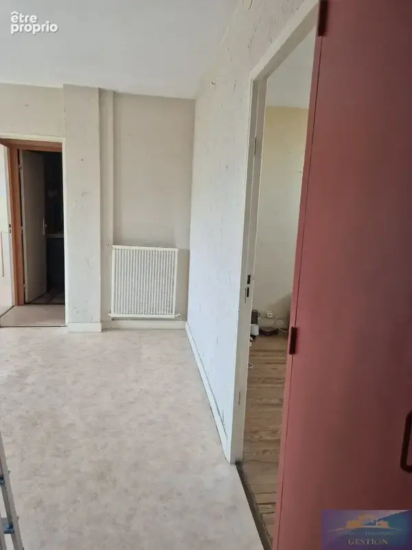 Appartement t3 / garage privatif / plein coeur de la ville - photo 12