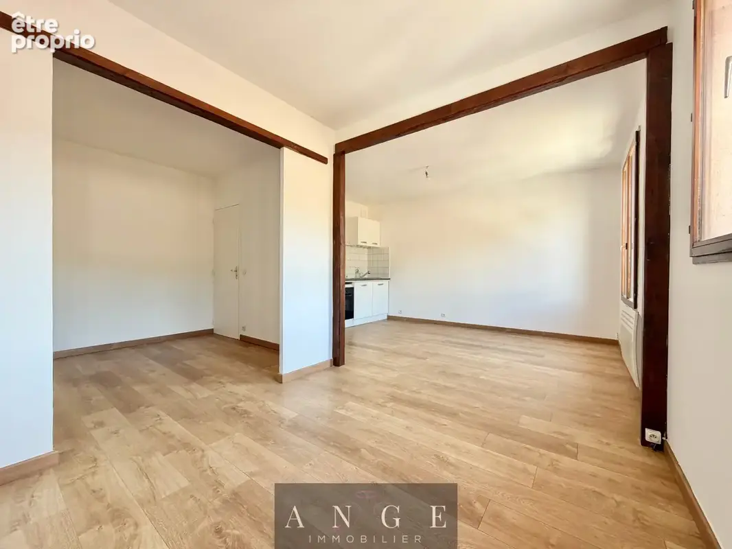 Appartement t2 - 34m2 - dernier etage -centre ville - la farlede - photo 5