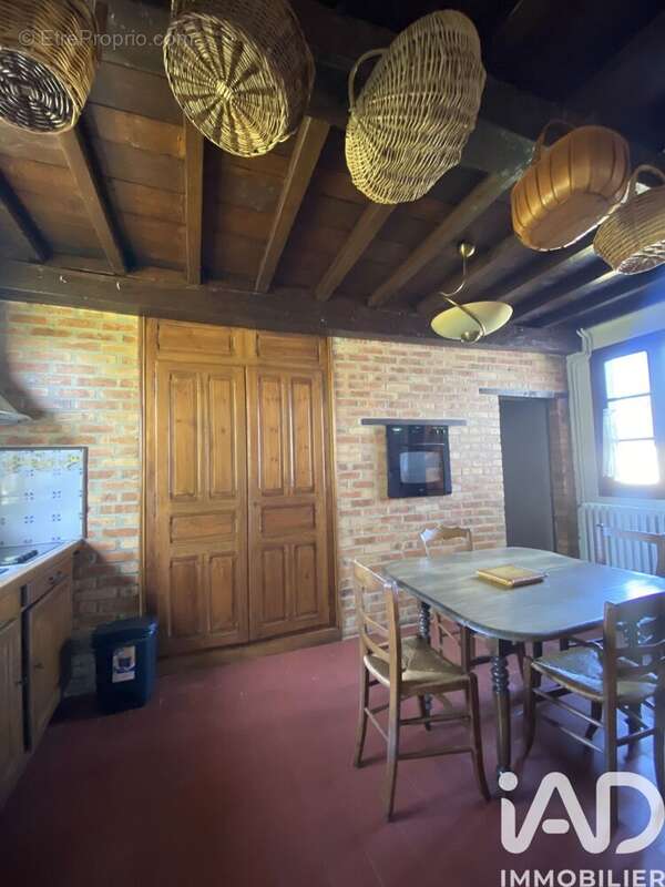 Maison 155 m² à Warloy-Baillon  - photo 4