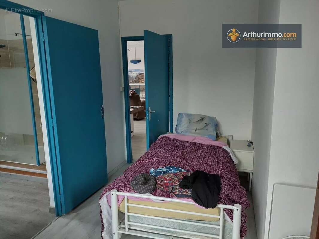 Maison à VILLENEUVE-D&#039;OLMES