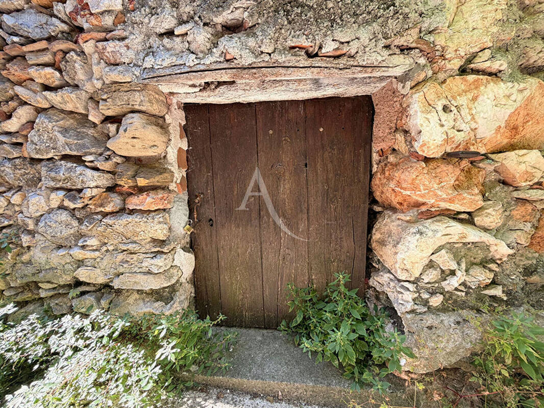 Autre à VINON-SUR-VERDON