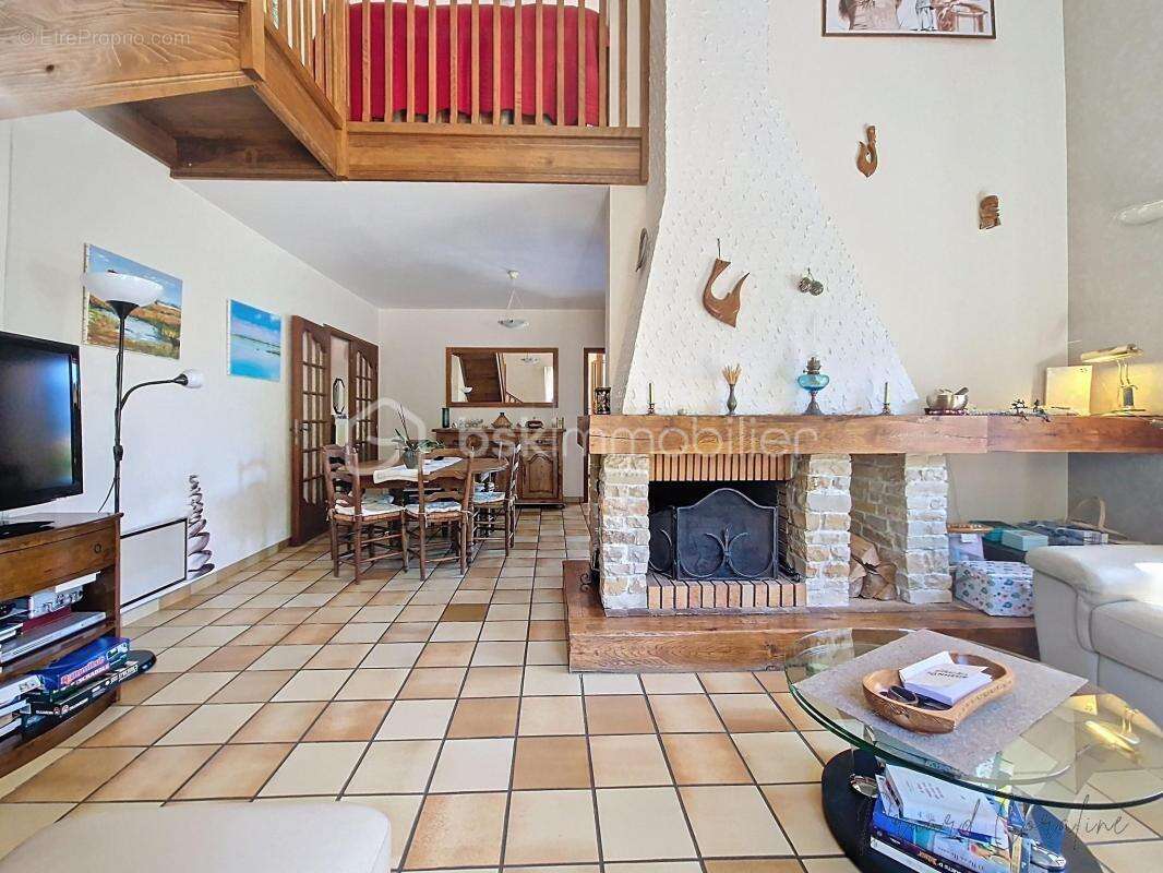 Maison à VARCES-ALLIERES-ET-RISSET