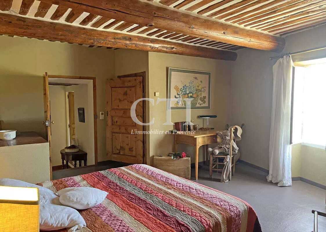 Maison à VAISON-LA-ROMAINE