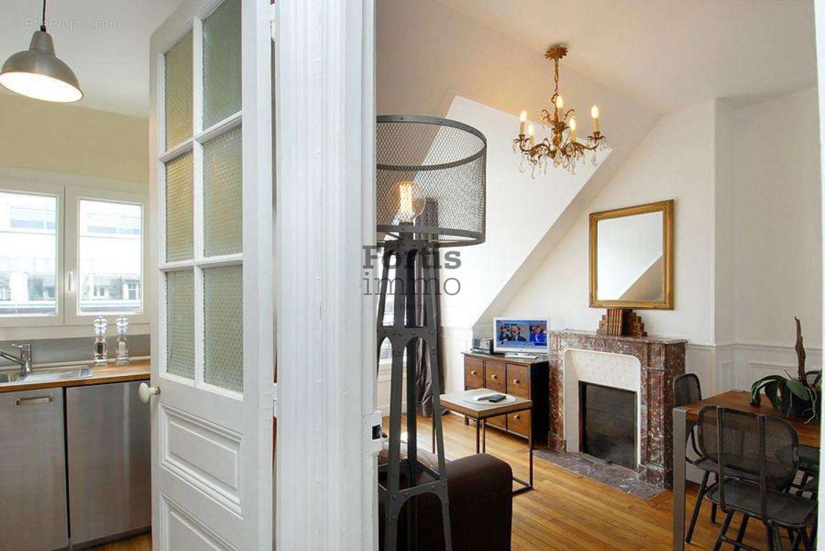 Commerce à PARIS-15E