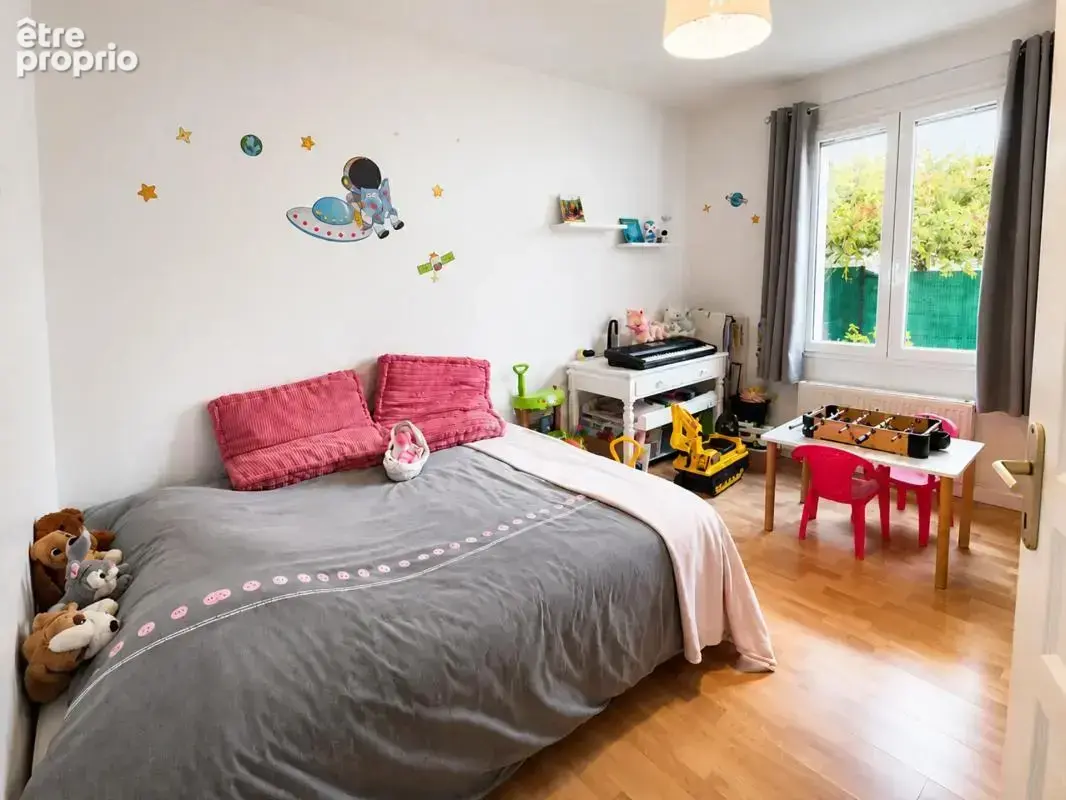 Maison de 5 pièces de 121 m² à Saint-Martin-Belle-Roche - photo 17