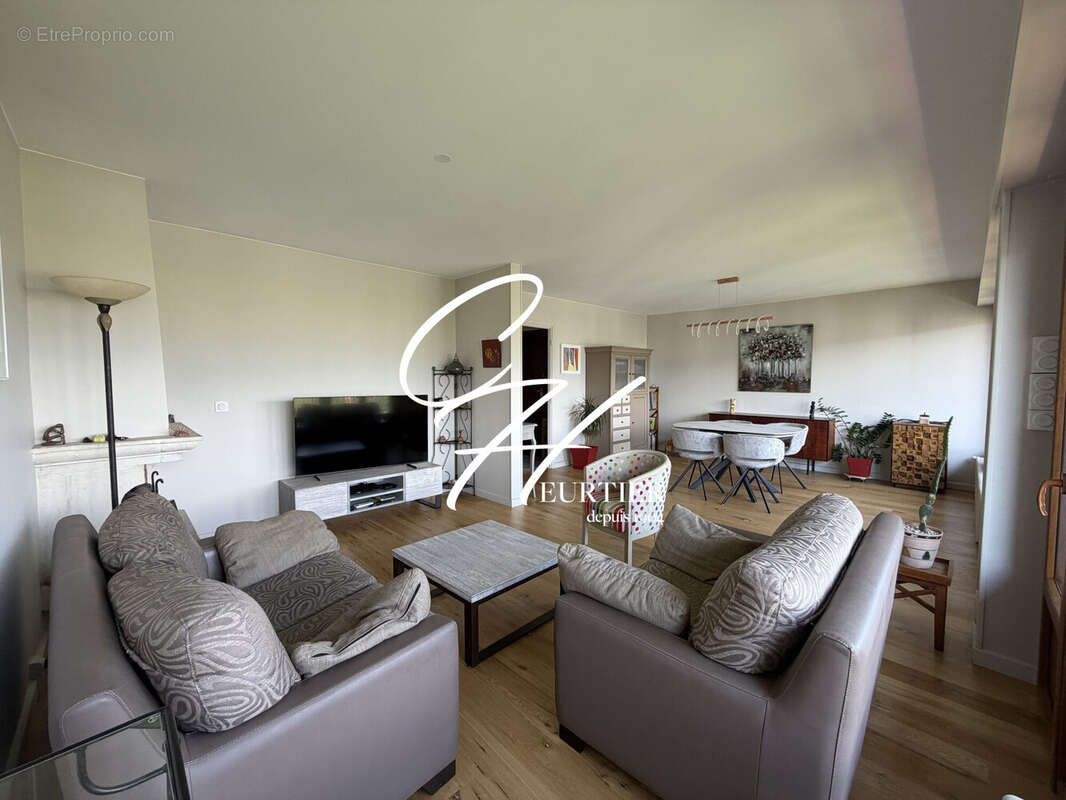 Appartement à ECHIROLLES