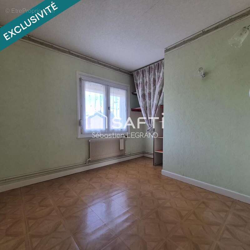 Maison 96 m² à Givenchy-En-Gohelle  - photo 7