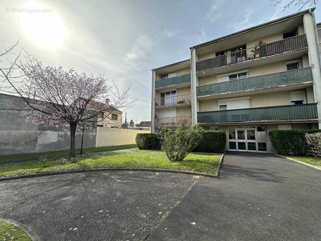 Appartement à PIERREFITTE-SUR-SEINE