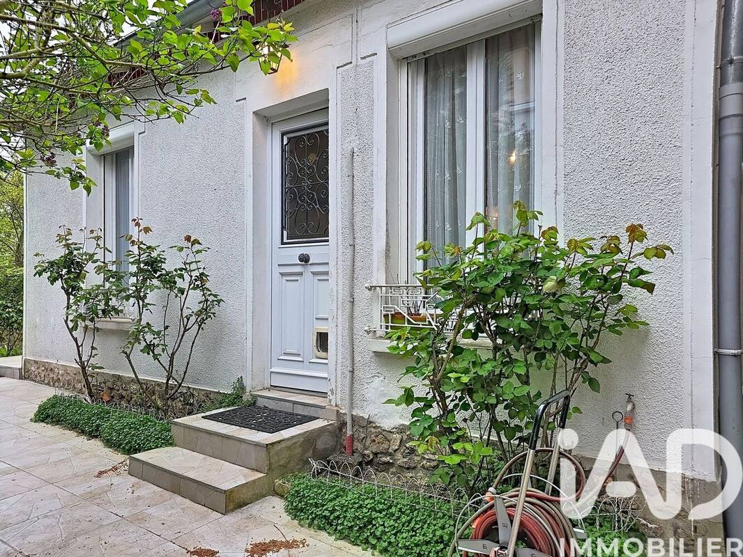 Photo 1 - Maison à VILLIERS-SUR-MARNE