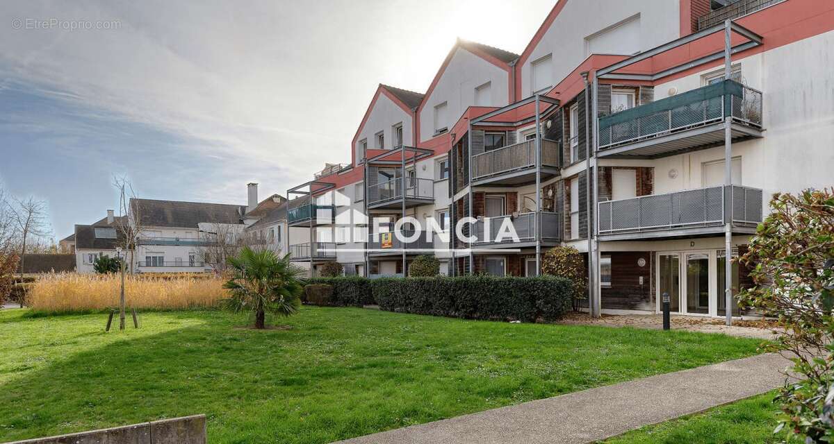 Appartement à SAINT-PIERRE-DU-PERRAY