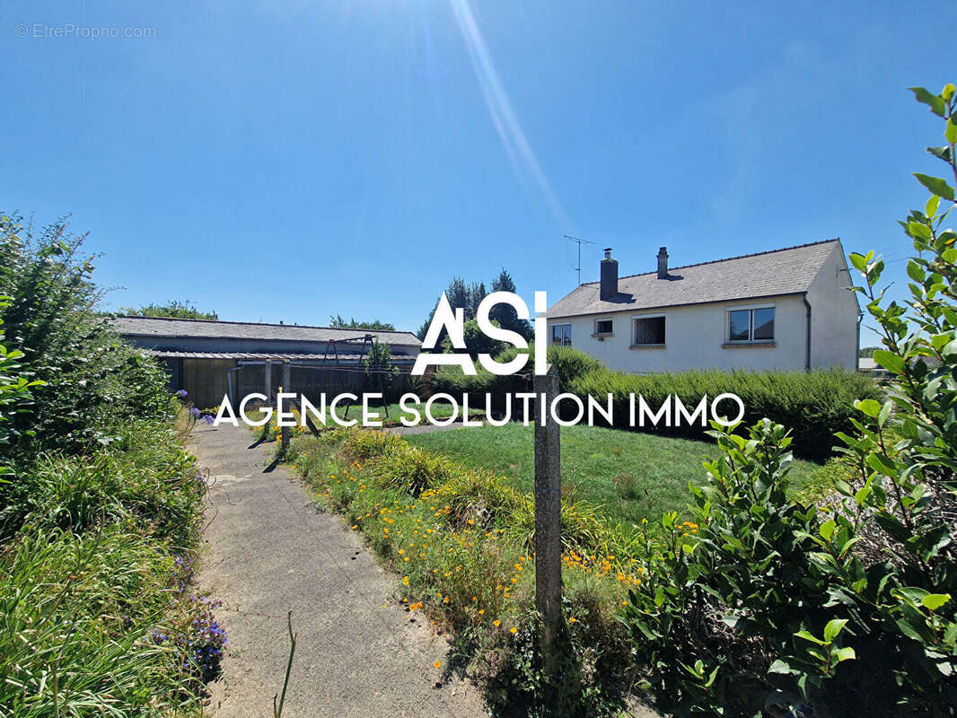 Maison à SAINT-PIERRE-LA-COUR