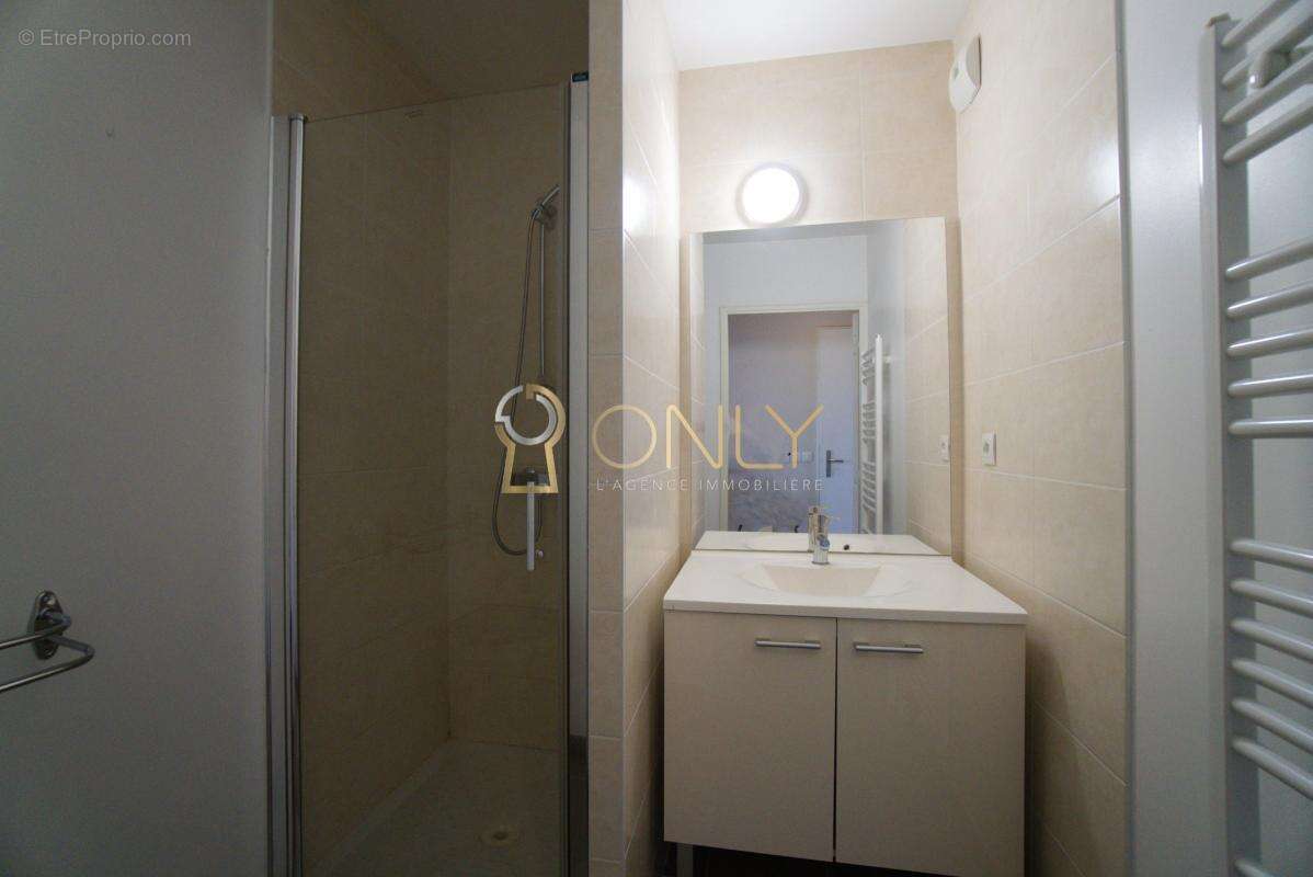 Quincieux - Appartement - T2 - photo 5