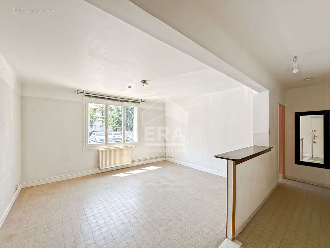 Appartement à MARSEILLE-9E