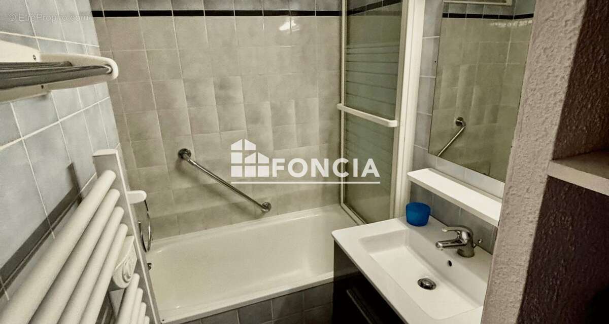 Appartement à SIX-FOURS-LES-PLAGES